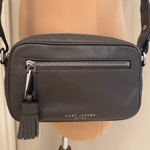 Marc Jacobs Zoom Pebble Leather Crossbody Bag Gray, NWOT with Dust Bag